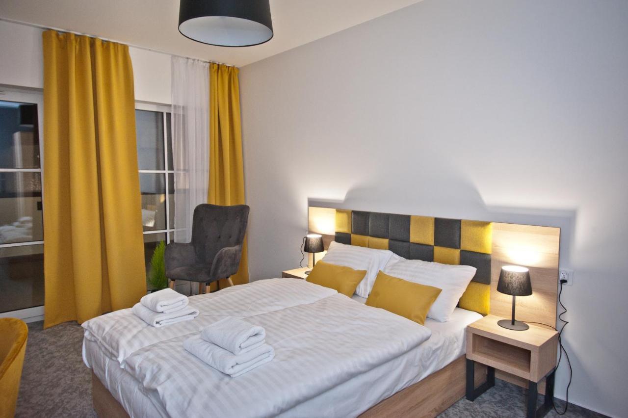 Aparthotel Gostyn Exterior photo