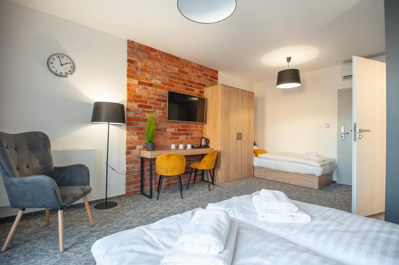 Aparthotel Gostyn Exterior photo